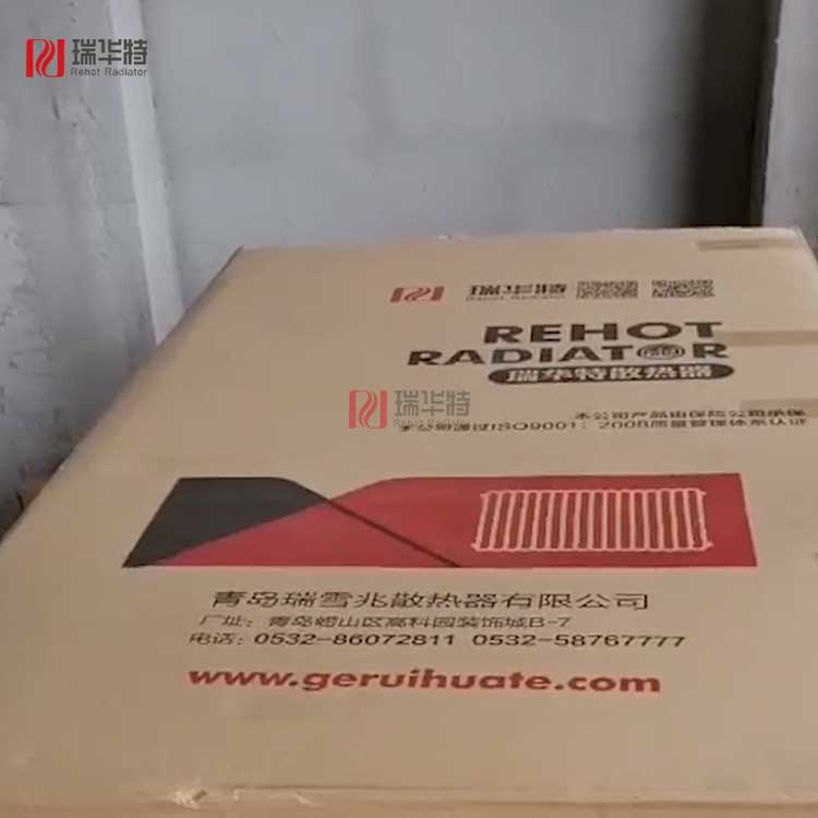 鋼制暖氣片工地碼放視頻